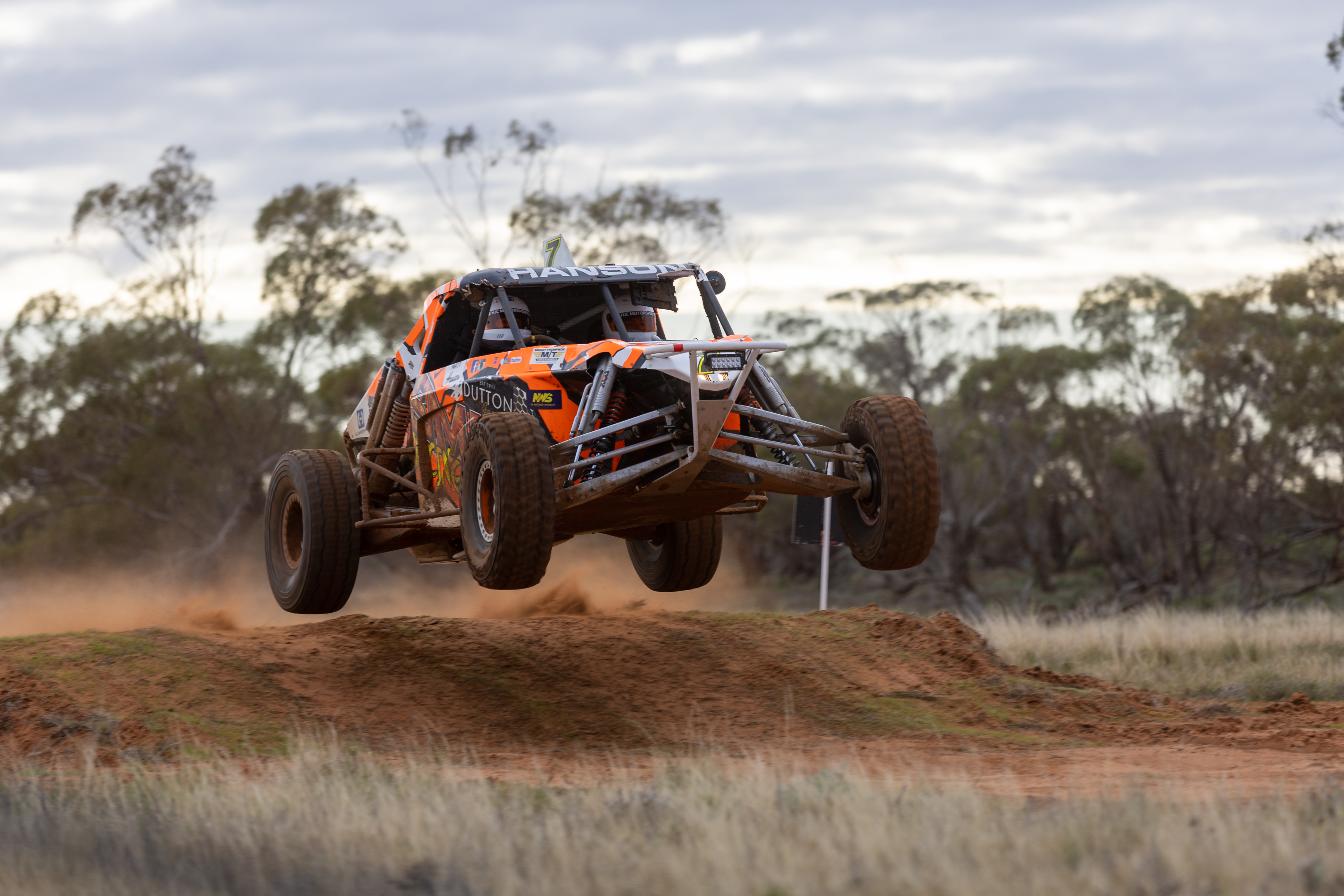 220508-hansen 220508-hansen